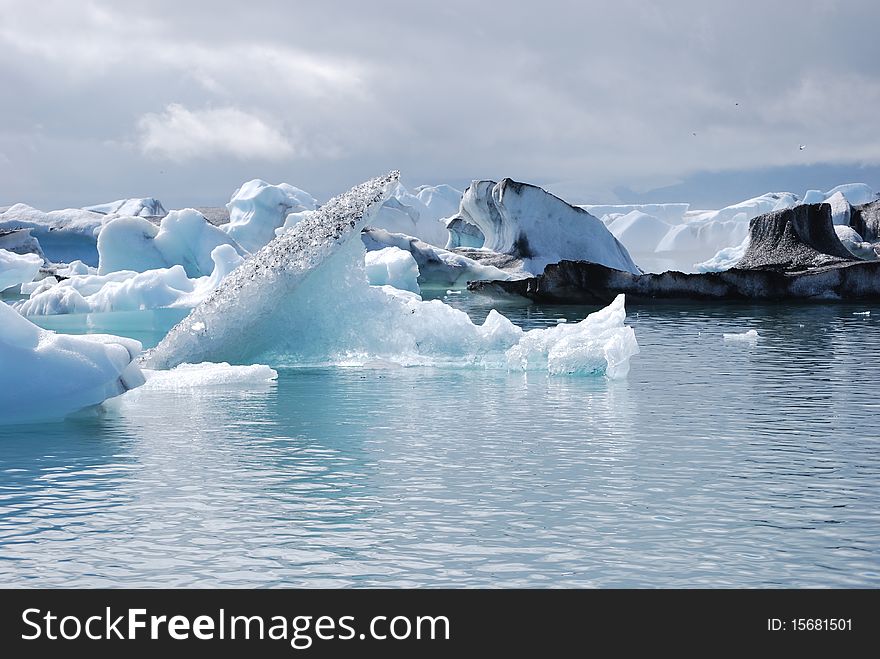 Icebergs floating in the glacial lagoon at Jökulsárlón in Iceland