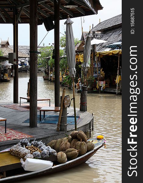 The tropical fruit it's in the floating market.