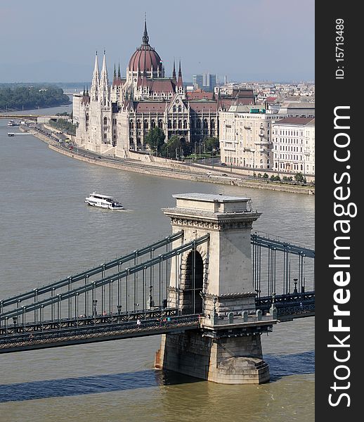 Chain Bridge and the Parliament in Budapest