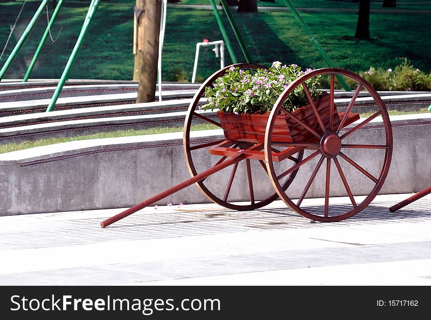 As per the latest fashion, old carts and carriages are being transformed into flowerbeds. This is a fine example of it. As per the latest fashion, old carts and carriages are being transformed into flowerbeds. This is a fine example of it.
