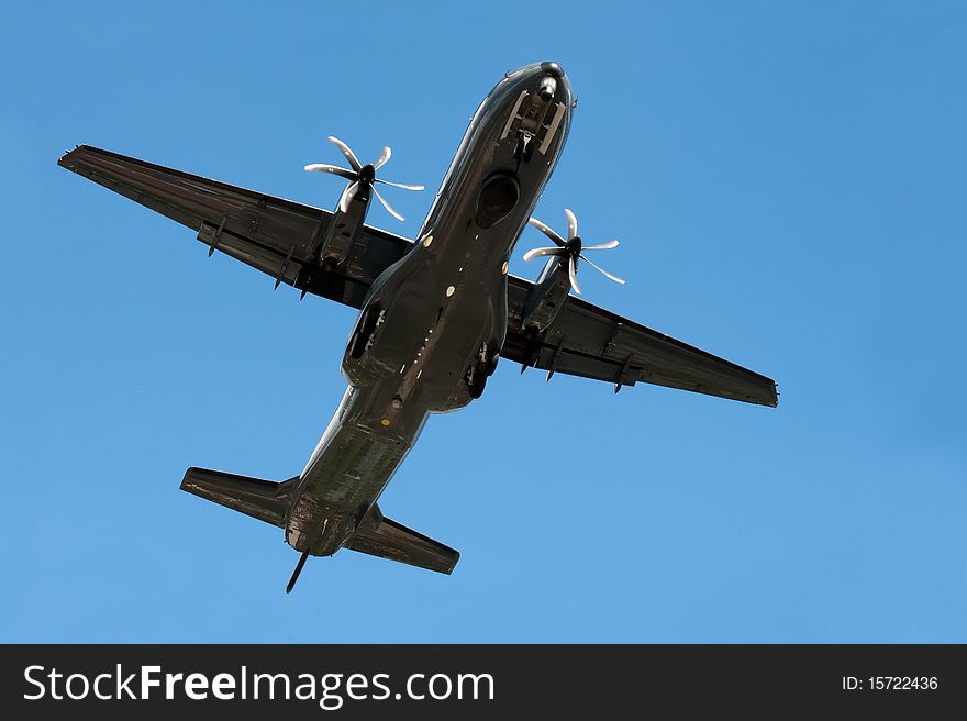 Propeller aircraft