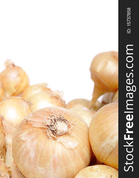 Ripe onion on white backgroun (isolated, clipping path)