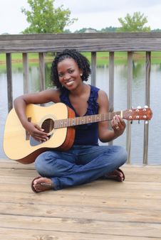 Black Woman With Guitar Royalty Free Stock Photos Black Woman With Guitar Royalty Free Stock Photos