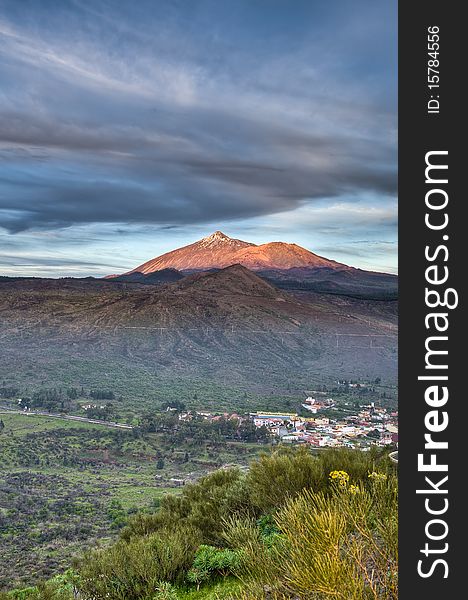 Sunset at the Mount Teide, the highest mountain of Spain located at Tenerife Island. Sunset at the Mount Teide, the highest mountain of Spain located at Tenerife Island.