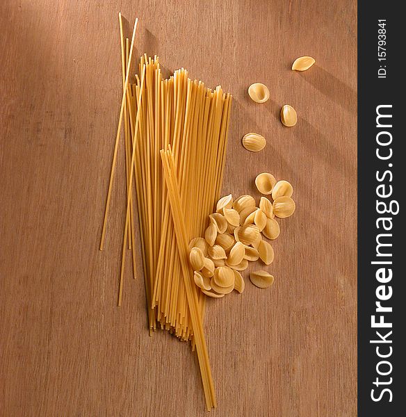Pastas-Spaghetti & Conchiglie shapes from Italy. Pastas-Spaghetti & Conchiglie shapes from Italy
