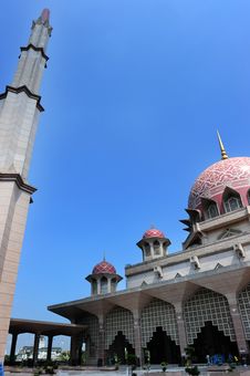 Mosque In Putrajaya,Malaysia Royalty Free Stock Photography