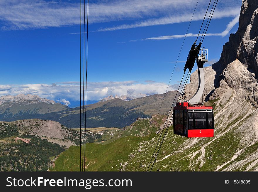 Cableway moving in italian alps