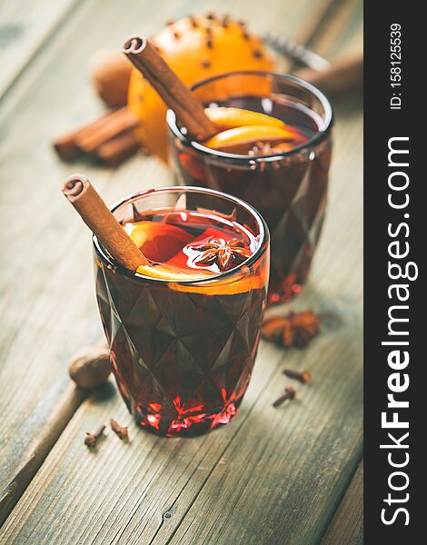 Mulled wine with spices and orange slices