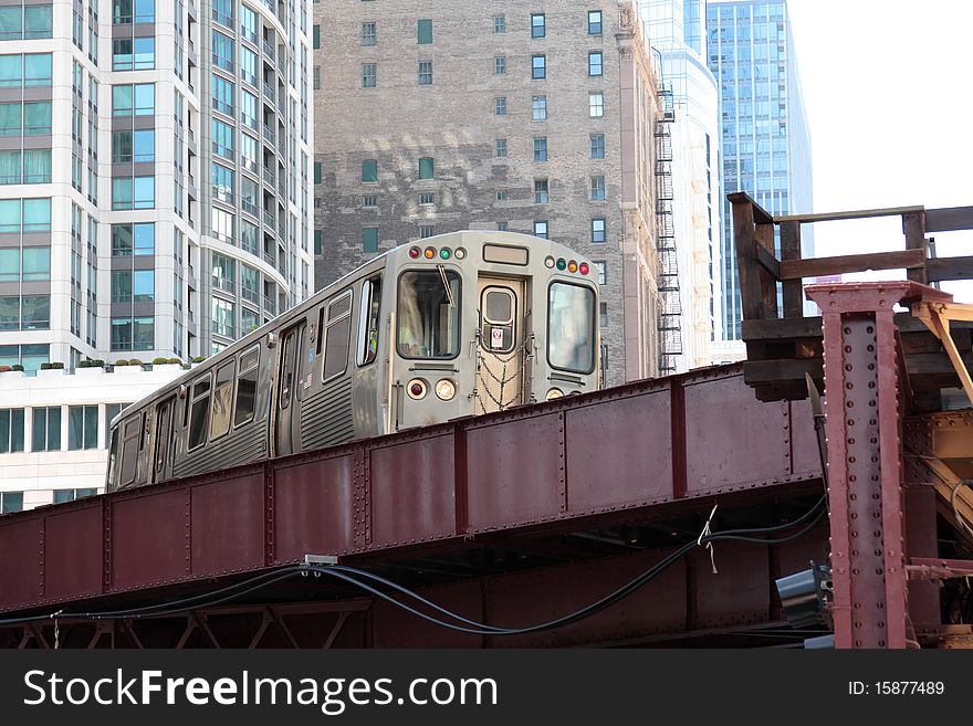 Elevated commuter train in the city, Chicago, Illinois