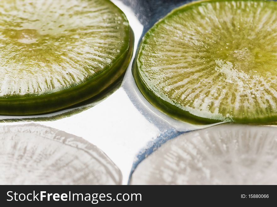 Close up picture of sliced cucumber