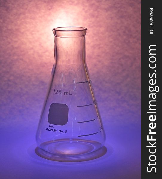 Flask 125 ml use in chemical and biological Science