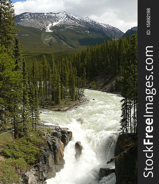 Athabasca falls along the icefields parkway, in jasper national park, canada.
