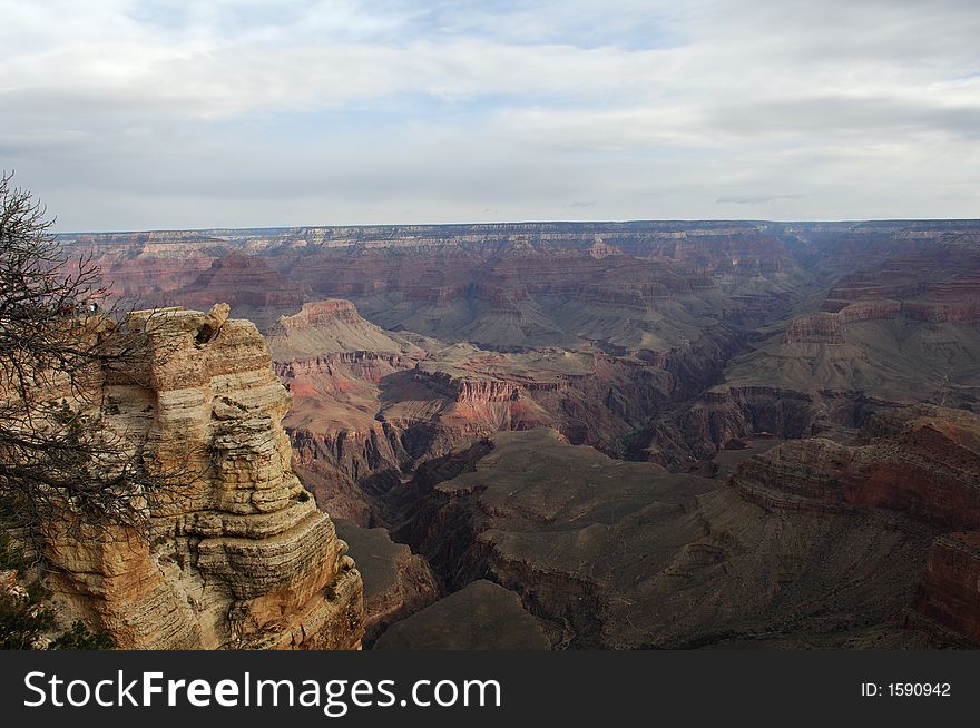 Landscape, View of Grand Canyon from 7500ft. Camera Nikon D2X, Lens Nikon 17-55mm 2.8, 1/250s at f?8, Focal Length 17mm. Landscape, View of Grand Canyon from 7500ft. Camera Nikon D2X, Lens Nikon 17-55mm 2.8, 1/250s at f?8, Focal Length 17mm