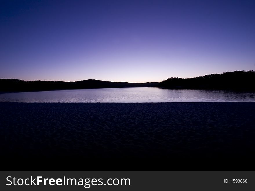 Morning Lake Mckenzie