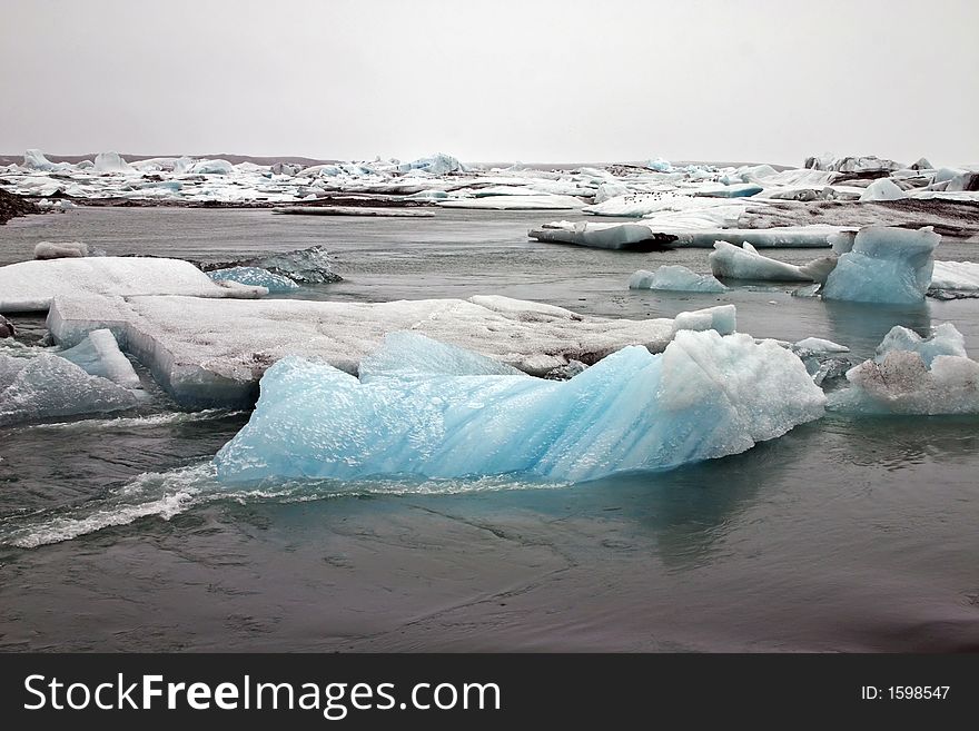 Jokulsarlon Lake, with remains of glacier, Iceland