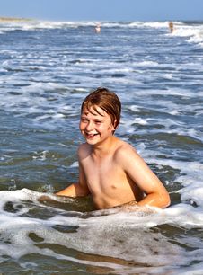 Boys Enjoying The Beautiful Ocean And Beach Royalty Free Stock Photos Boys Enjoying The Beautiful Ocean And Beach Royalty Free Stock Photos