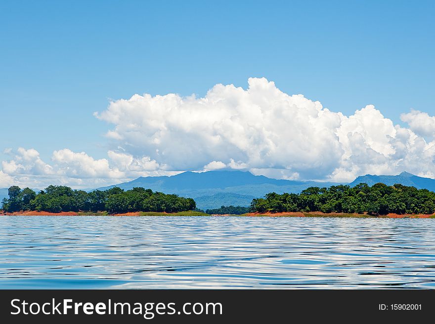 Nam Ngum reservoir in Laos, big area to the stream production