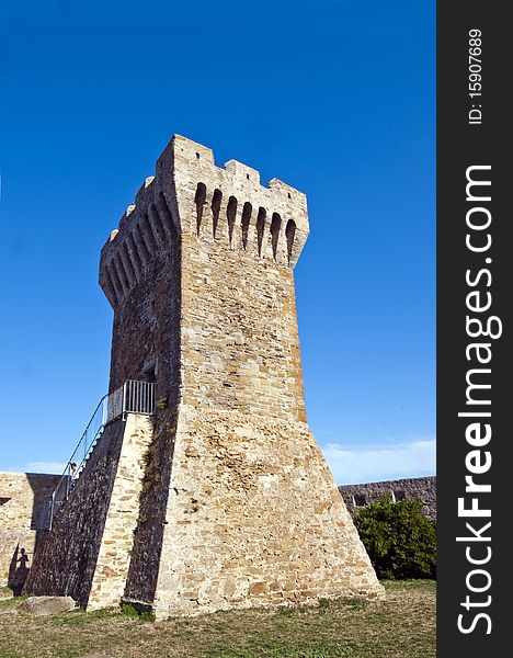 Tower of the ancient village of Populonia