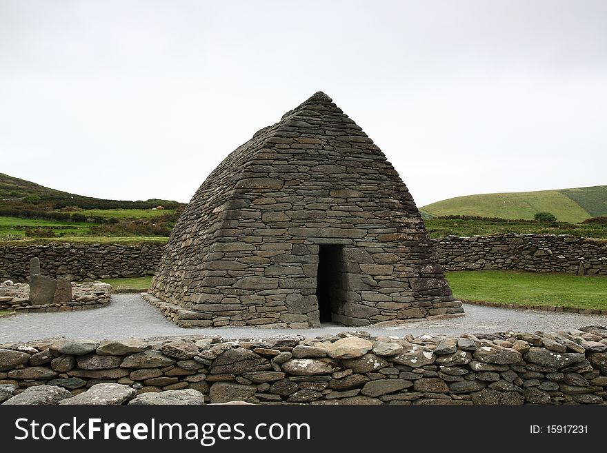 Gallarus Oratory is the best preserved early Christian church located in Dingle Peninsula, County Kerry, Ireland which dates back to the 6th century. The oratory was built from local stones and shaped like an upturned boat. The sacred place was abandoned after the attacks of the Vikings. It is one of the most popular attractions in Ireland.