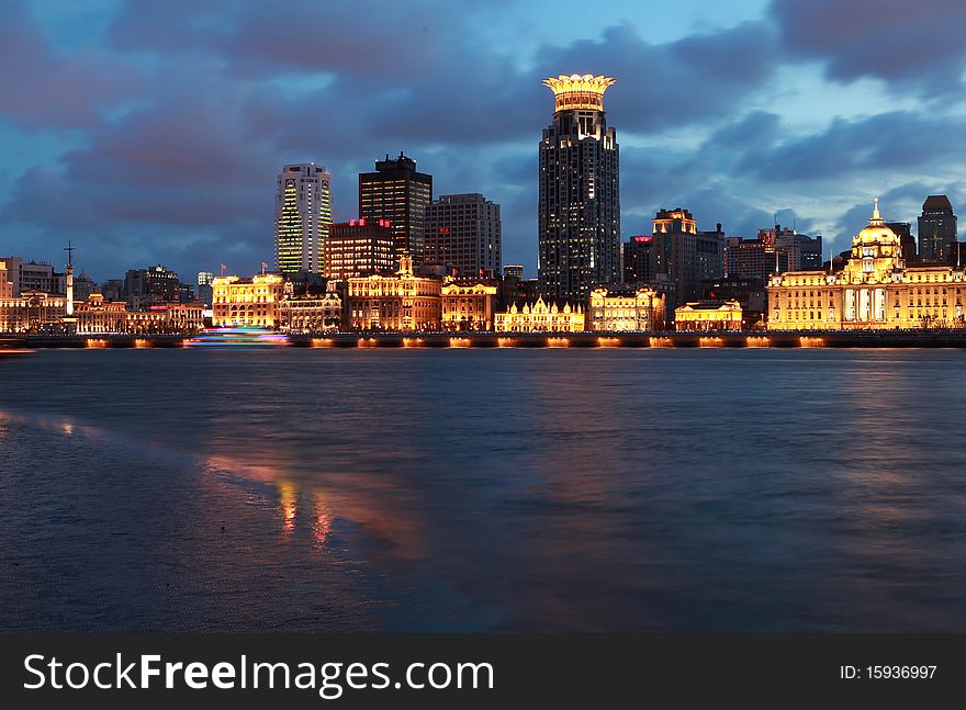 Beautiful night scene in shanghai bund,china. Beautiful night scene in shanghai bund,china