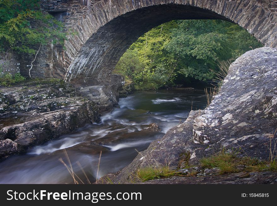 This is the river Killin and the bridge. This is the river Killin and the bridge.