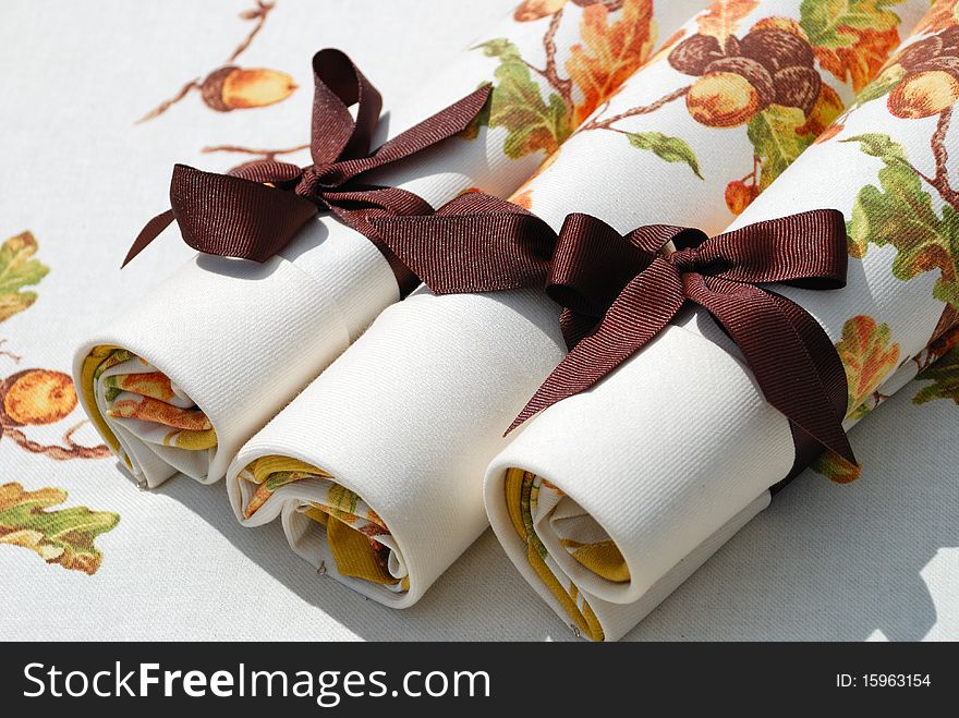 Decorative fabric napkins for table setting