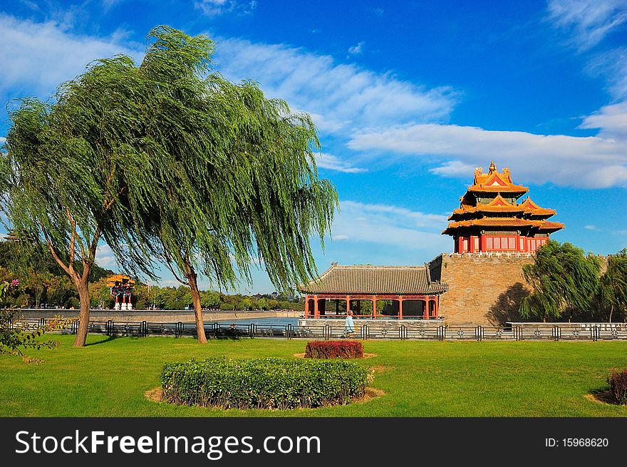 Lying at the center of Beijing, the Forbidden City, called Gu Gong, in Chinese, was the imperial palace during the Ming and Qing dynasties. Now known as the Palace Museum, it is to the north of Tiananmen Square.