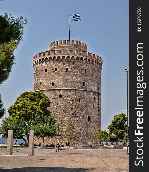 THE WHITE TOWER AT THESSALONIKI CITY