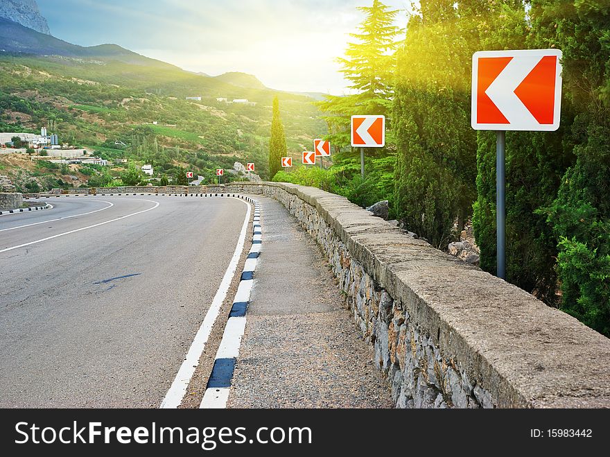 Road and turn sign. Element of design.