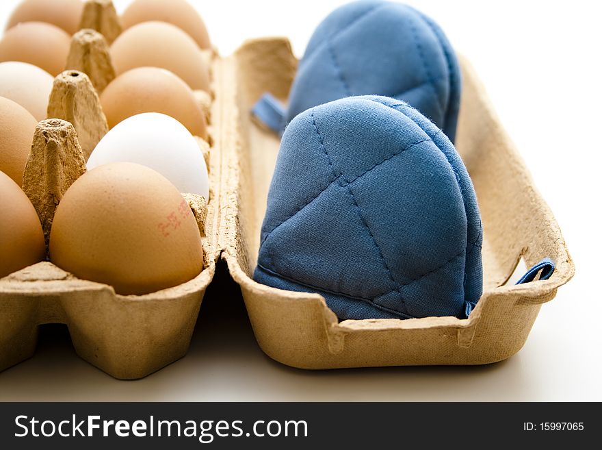 Blue eggs warmer and eggs