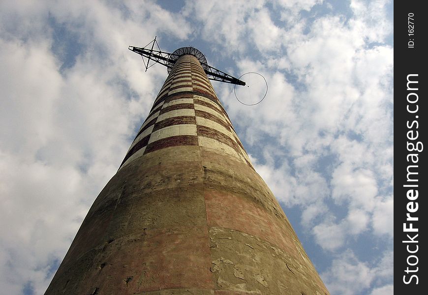 A tower for launching cord parachutes. A tower for launching cord parachutes