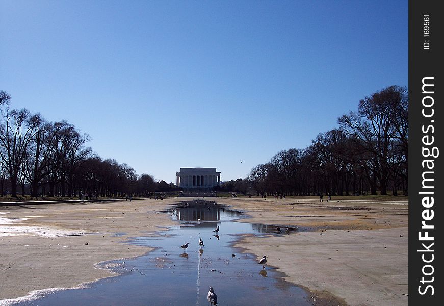 Reflecting Pool with Lincoln Memorial in the background