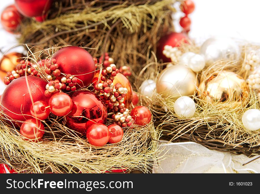 Christmas globes nest