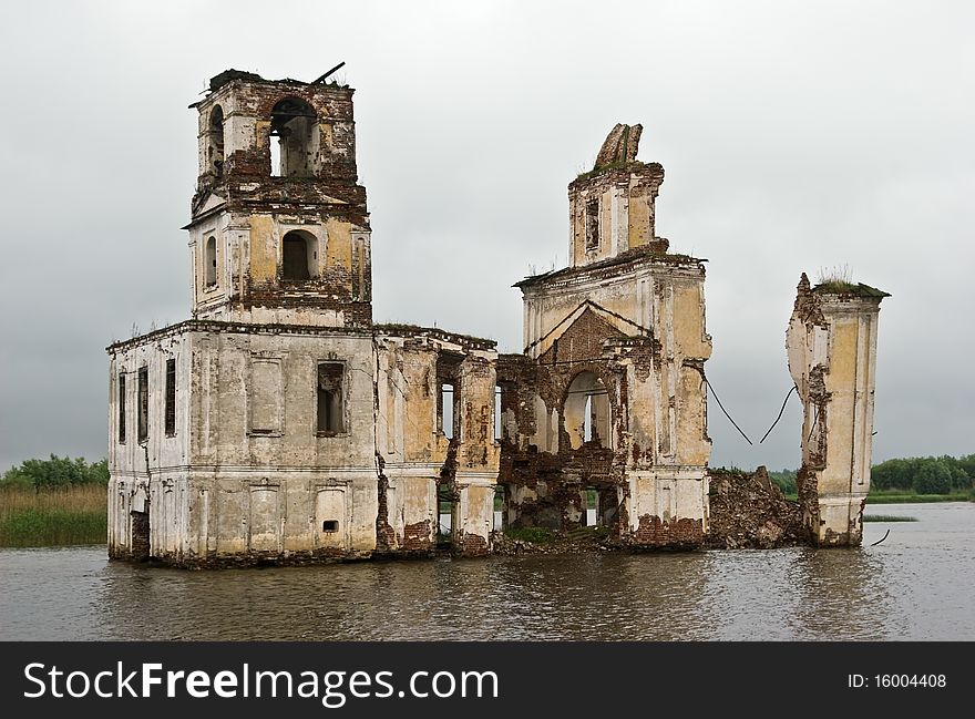 Drowned Nativity of Christ orthodox church in Krohino village, Vologda region, Northern Russia.