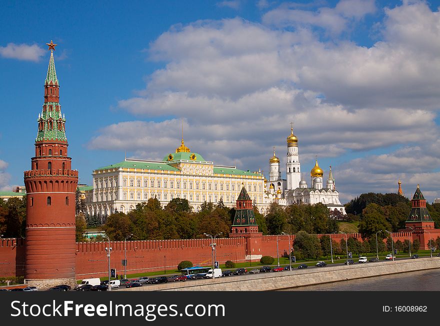 Beautiful kind to the Kremlin with Red Square