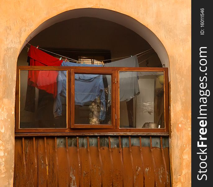 Balcony clothes drying