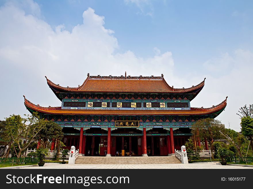 This is a traditional Chinese architecture. This is a traditional Chinese architecture.