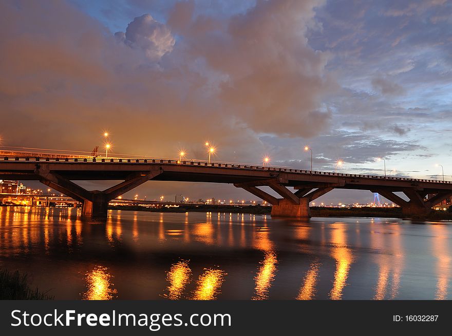 The beautiful sunset at the bridge