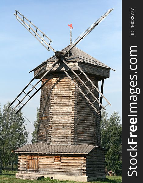 Old wooden windmill in Suzdal