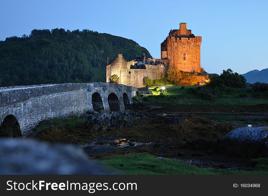 Night View Of Elian Donan Castle