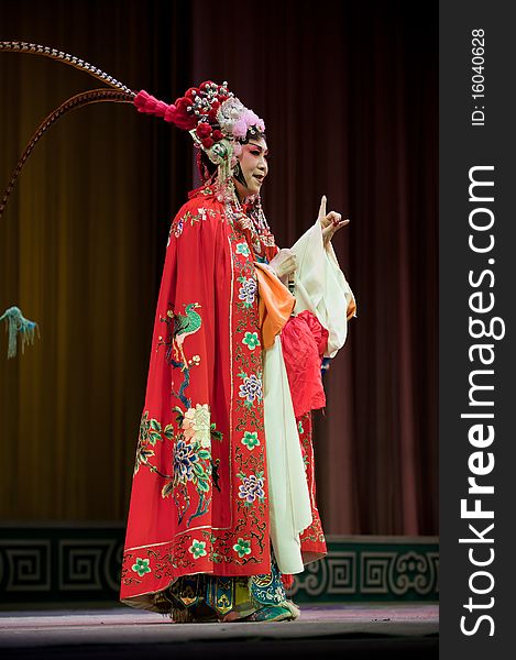 China opera woman in red
