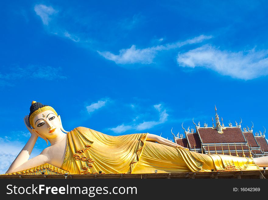 Wat Pra thart Su tone,Den Chai,Phrae,Thailand. Wat Pra thart Su tone,Den Chai,Phrae,Thailand.