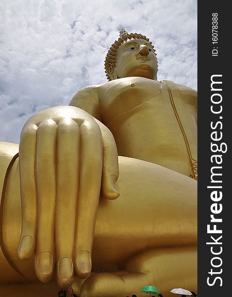 Image of Praputhamahanavamintra Bigest Buddha image Angthong Thailand