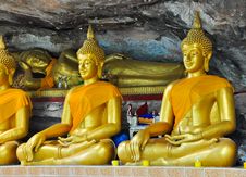 Buddha In Cave Royalty Free Stock Image Buddha In Cave Royalty Free Stock Image