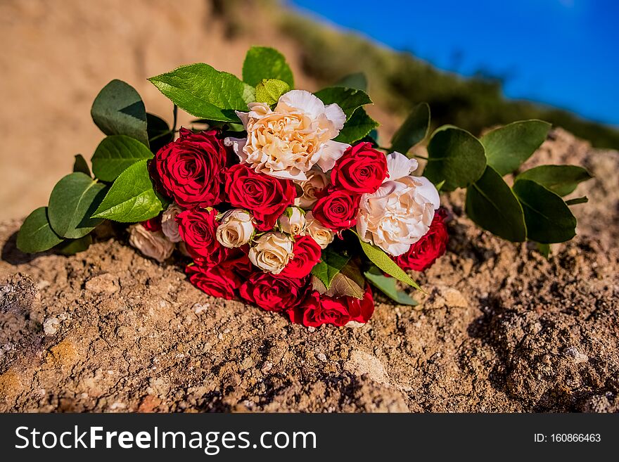 A wonderful bouquet of flowers. Every morning, admire the beautiful flowers. Each time they cheer up.