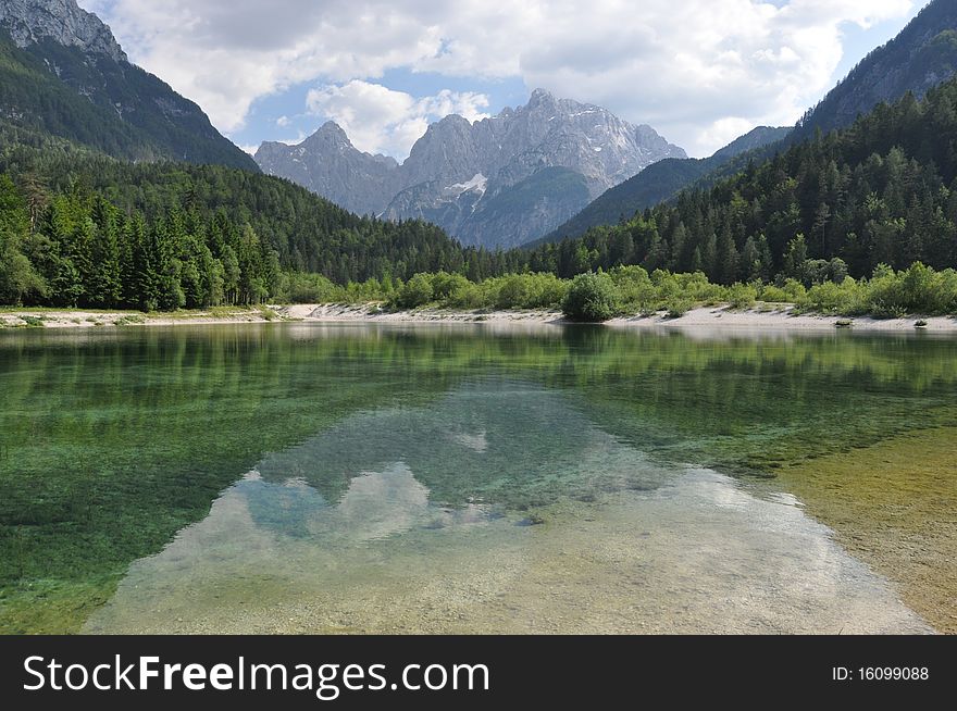 Lake in National Park Triglav, in Eslovenia