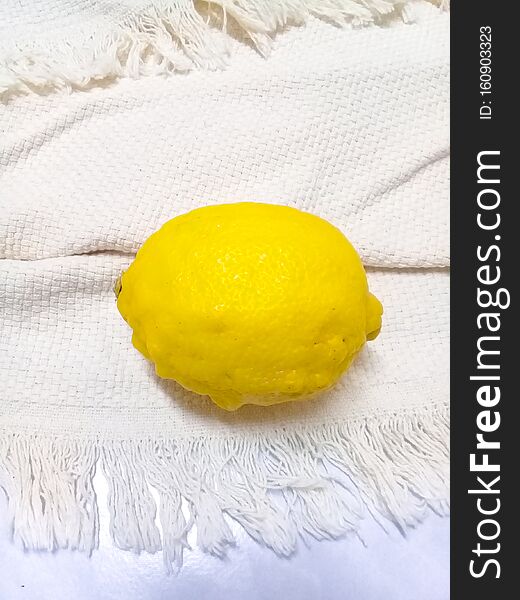 Lemon, Yellow, White Sheets, Zoom, Macro.