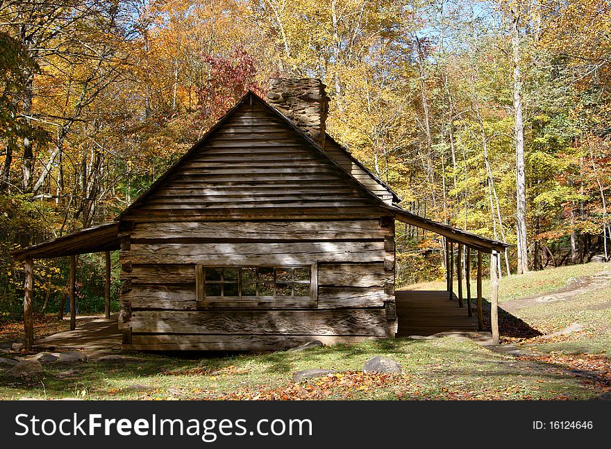 Rustic cabin nestled deep in the Smokey Mountains in autumn. Rustic cabin nestled deep in the Smokey Mountains in autumn