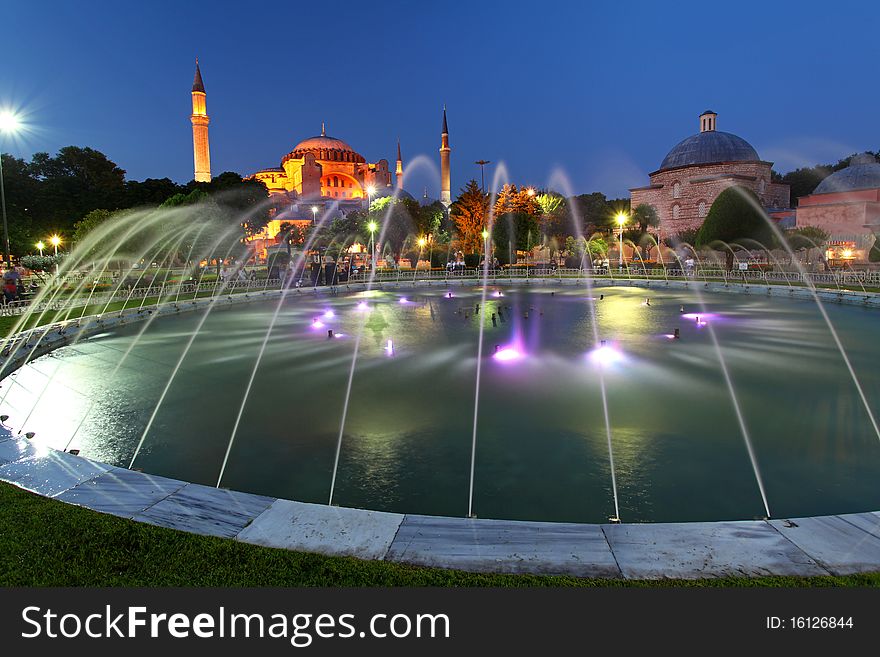 Mosque: Hagia Sophia - Isntanbul, Turkey
