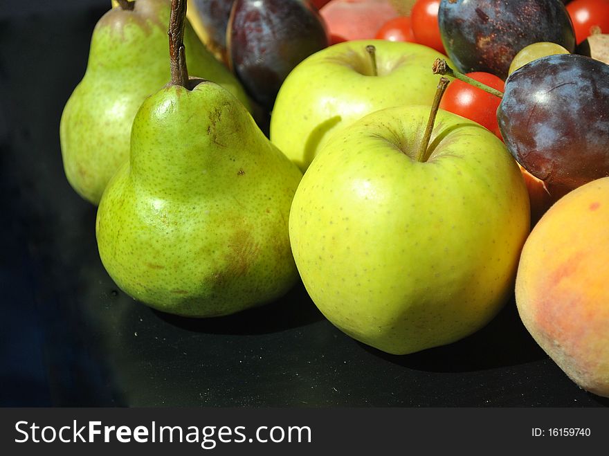 Image of some apples and pears. Image of some apples and pears